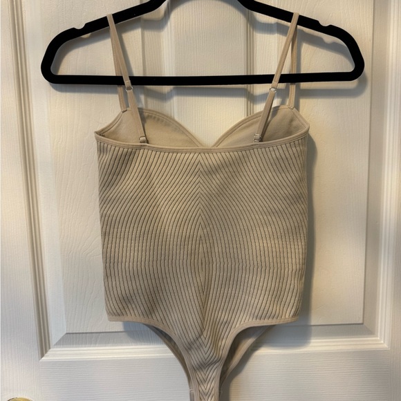 Dynamite Beige Bodysuit - Picture 4 of 4